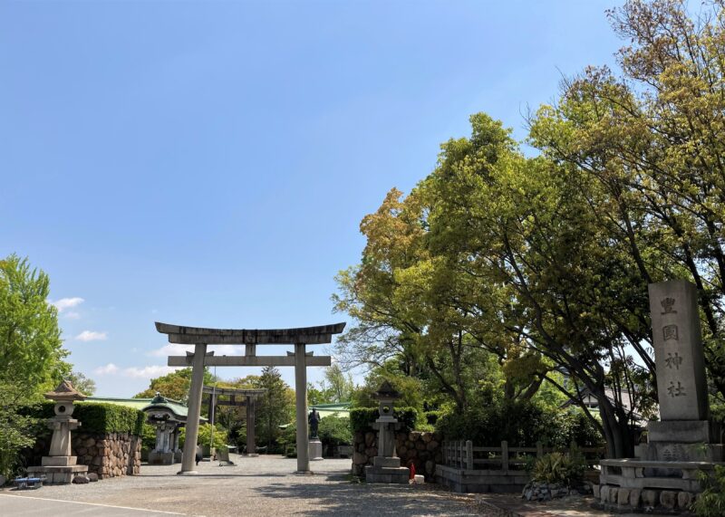 大阪城 豊国神社 参拝 京都 豊国神社 との違いは 夫婦でお参り